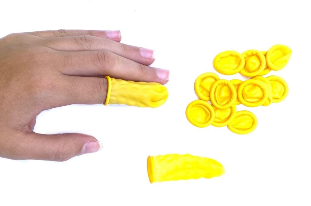 אצבעון חבישה עשוי גומי מגן מנוזלים (144 יח') -L